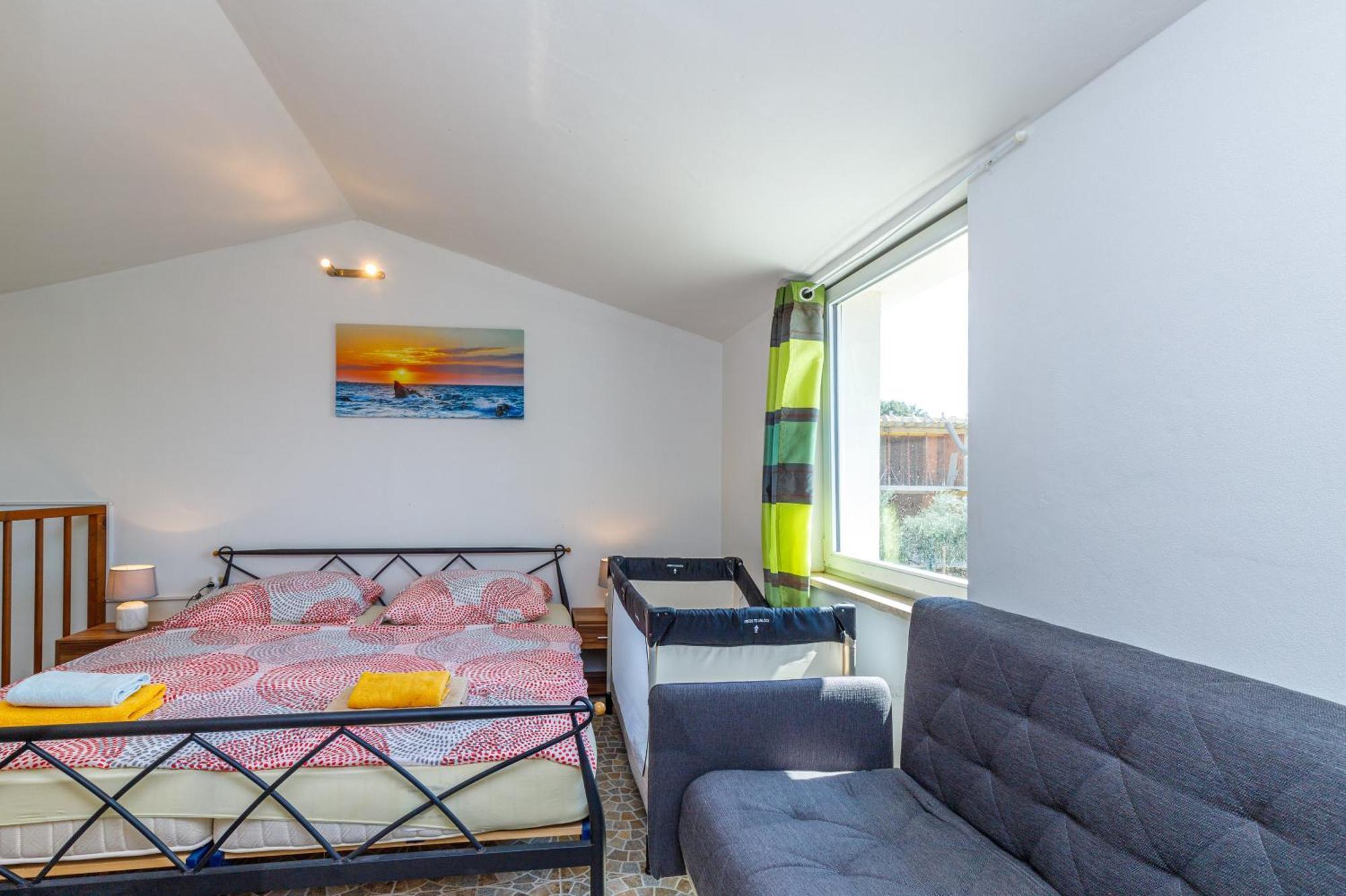 Apartments Elisabeth เมดูลิน ภายนอก รูปภาพ